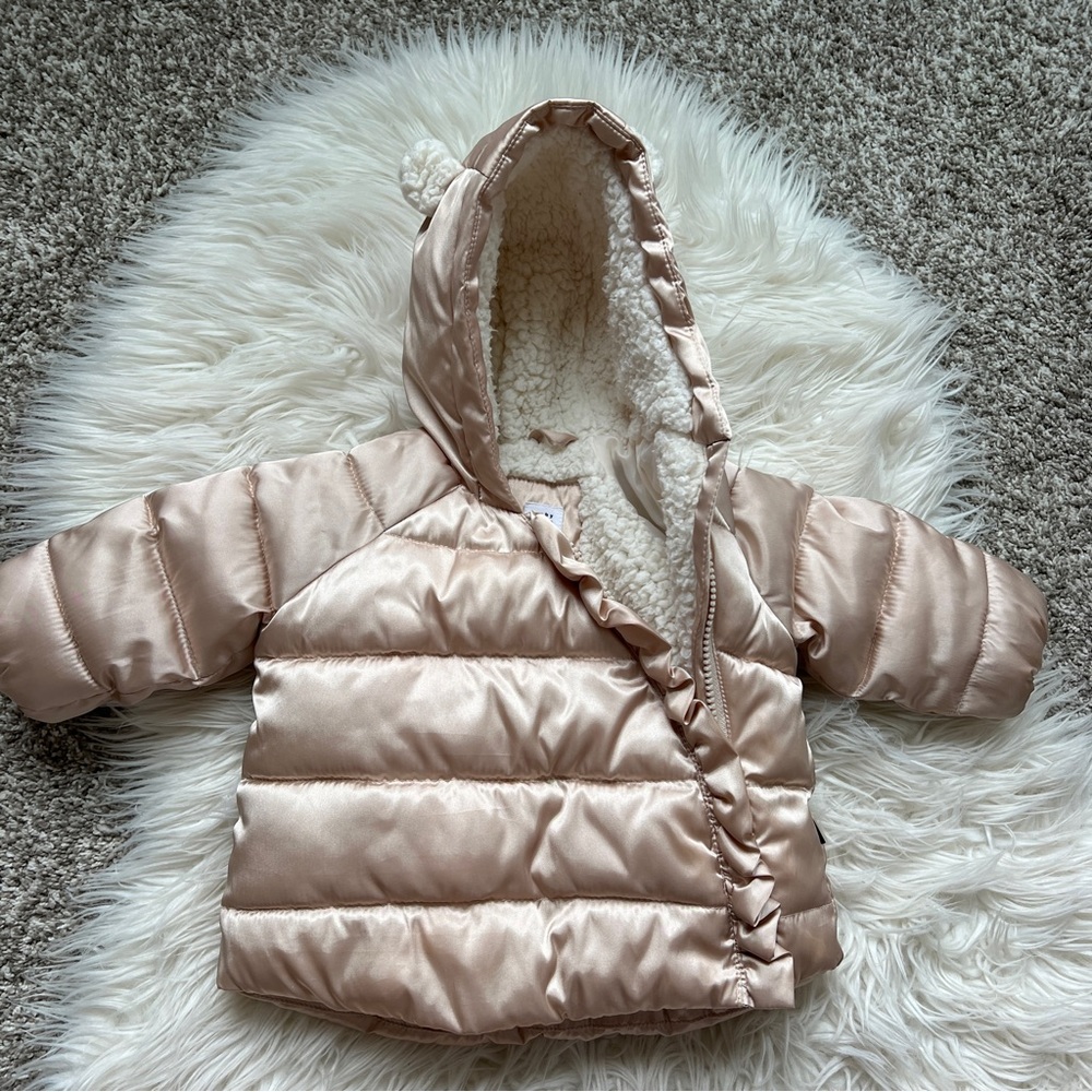 Baby GAP Metallic Gold Bear Ear Hooded Puffer Jacket 0-6M